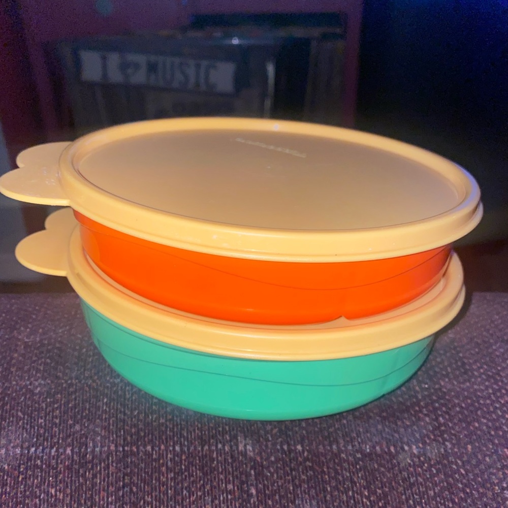 Tupperware- Vntg Set of 2 Two Kid's Divided Dishes Bowls Orange Gree